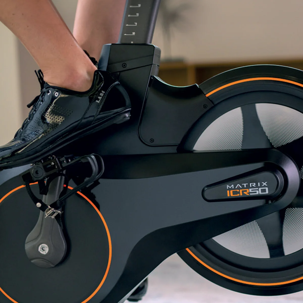 Bicicleta de spinning ICR50 Limited Edition Matrix Fitness - Image 7