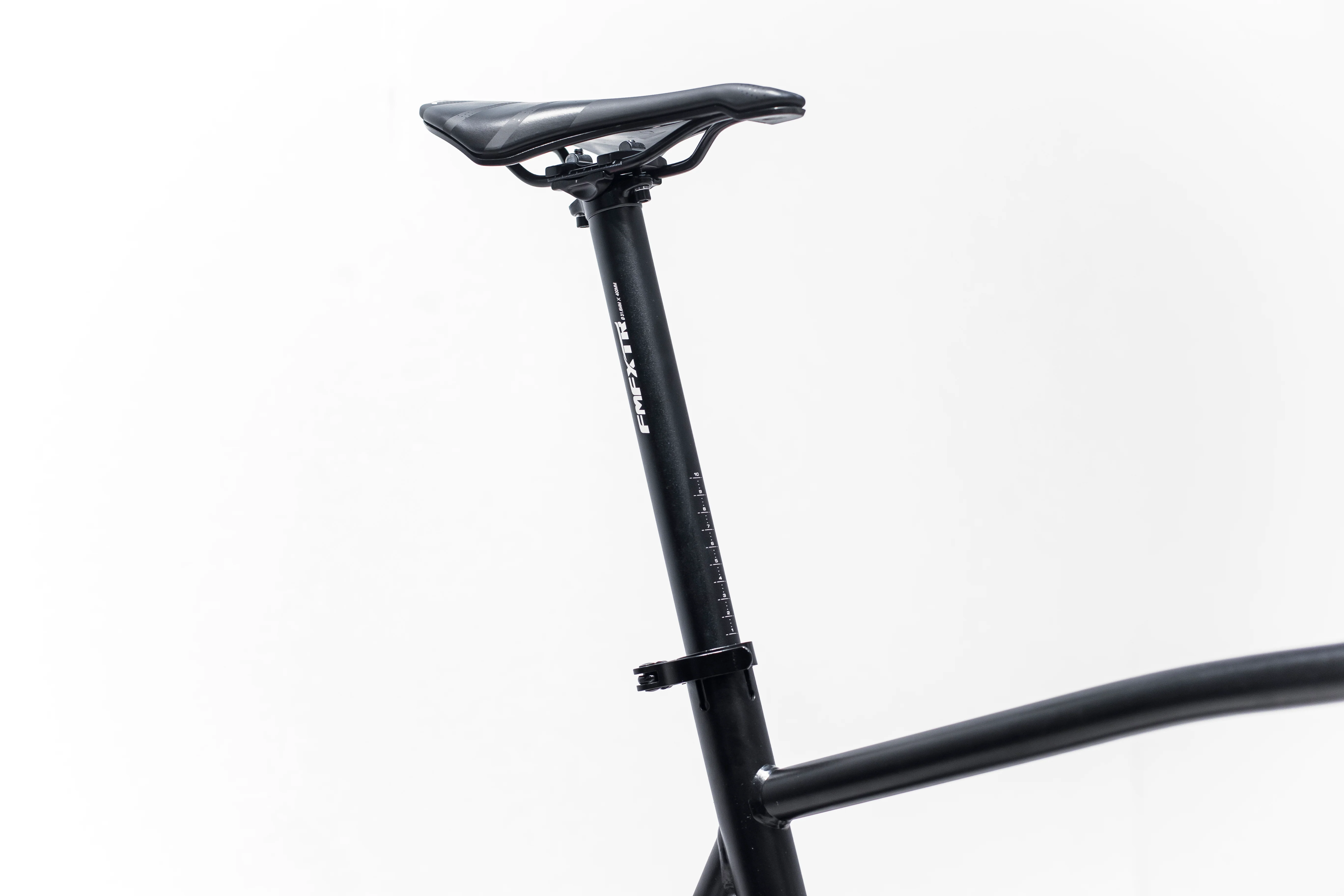Exercycle V2 smart bike BH fitness - Image 6