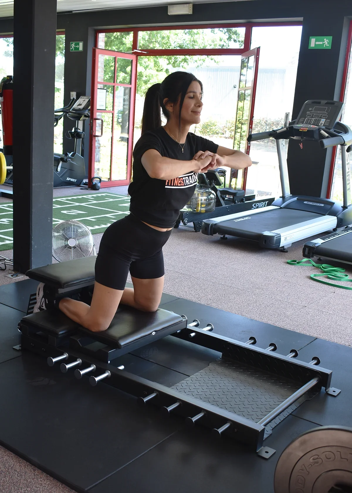 Hip Thrust/Desarrollador de glúteos de piso HIPTR Bodytrading - Image 10