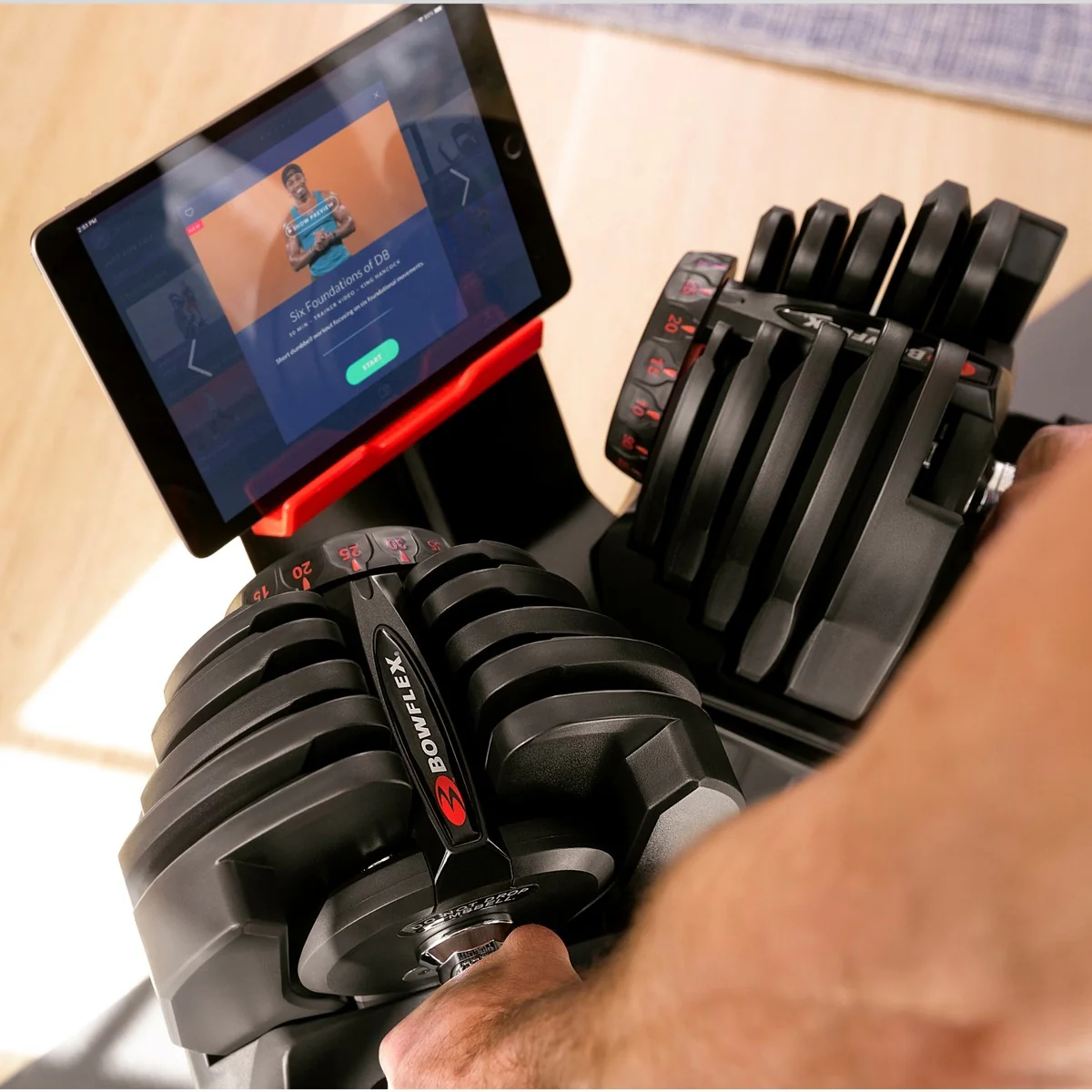 Soporte de mancuernas con rack de entretenimiento - Bowflex - Image 4